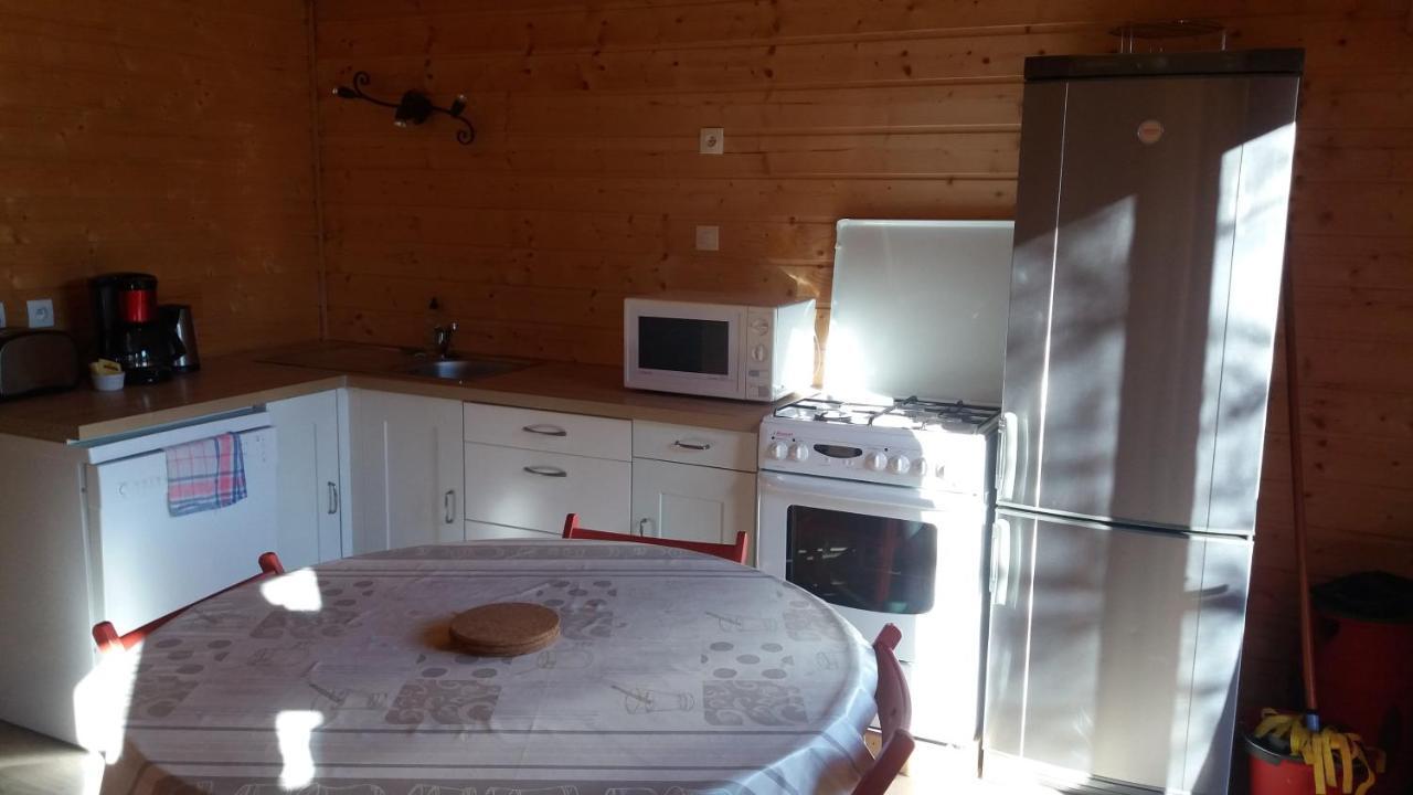 Gites de La Croisée des Chemins - Piscine Chauffée - Spa, Hammam et Sauna Izeaux Exterior foto