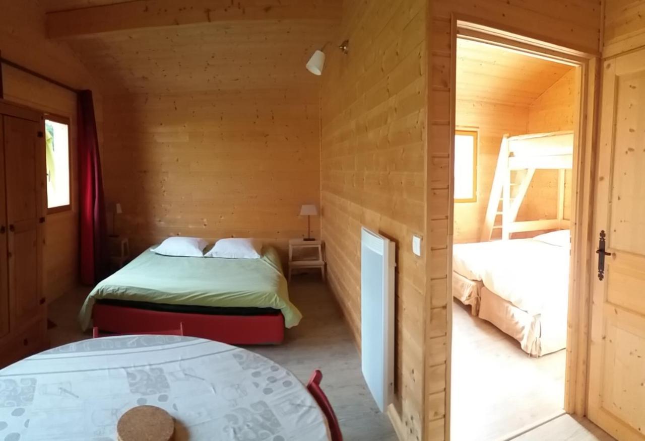 Gites de La Croisée des Chemins - Piscine Chauffée - Spa, Hammam et Sauna Izeaux Exterior foto